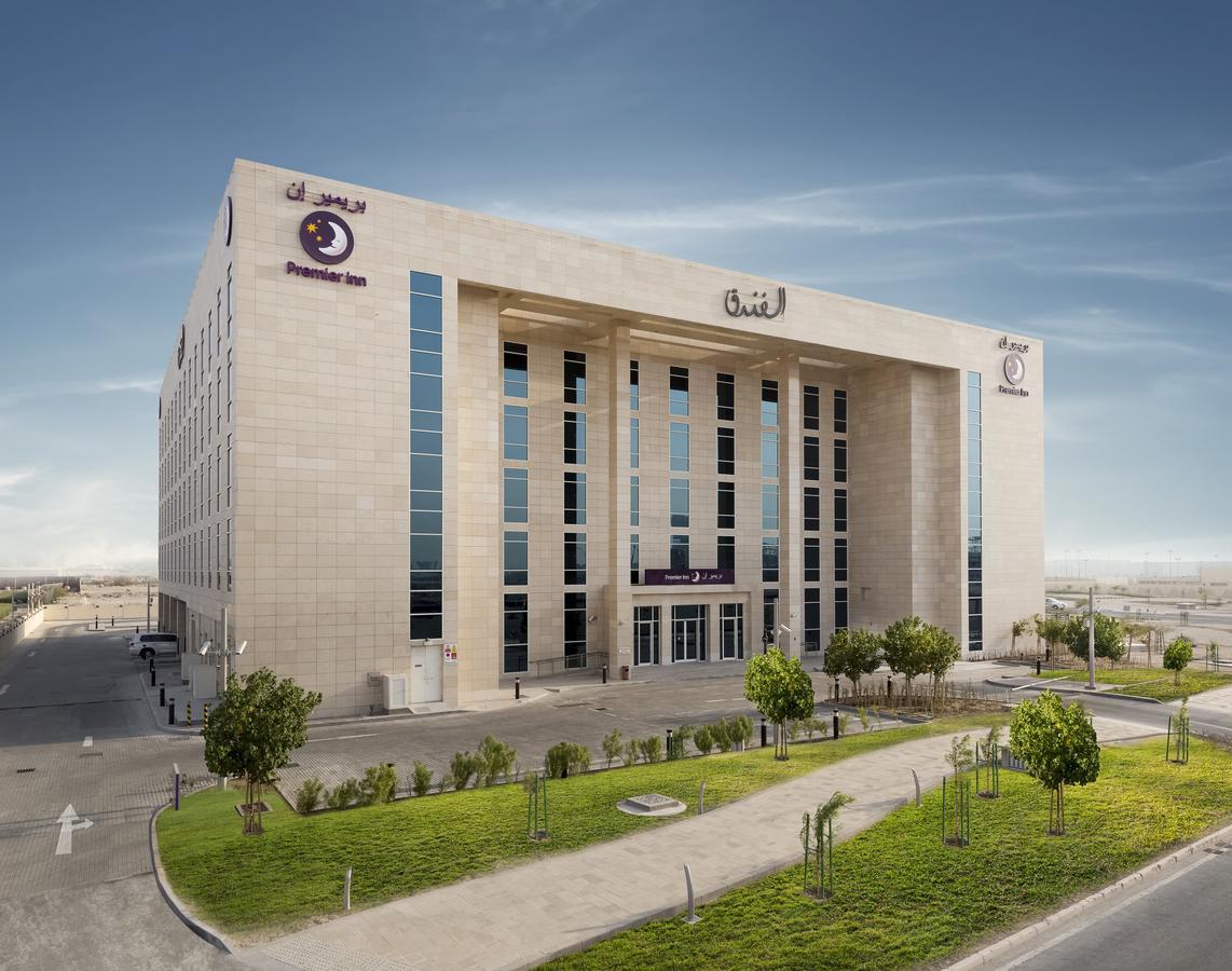 Premier Inn Doha Education City Екстериор снимка
